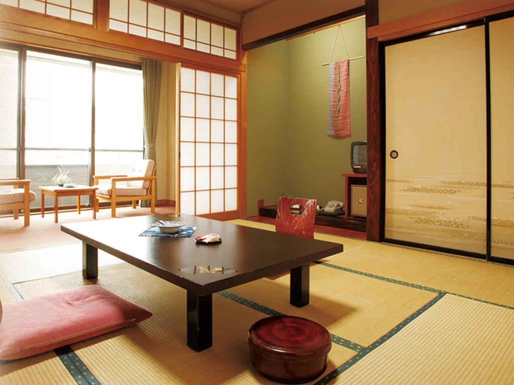 Yuzawa Hotel Bilik gambar